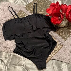 🌹 PinkBlush •Highly Rated  Black Ruffle Trim Ruched One Piece Maternity Swimsuit